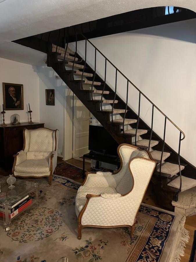 House Of Tanya Bed and Breakfast Bryssel Exteriör bild